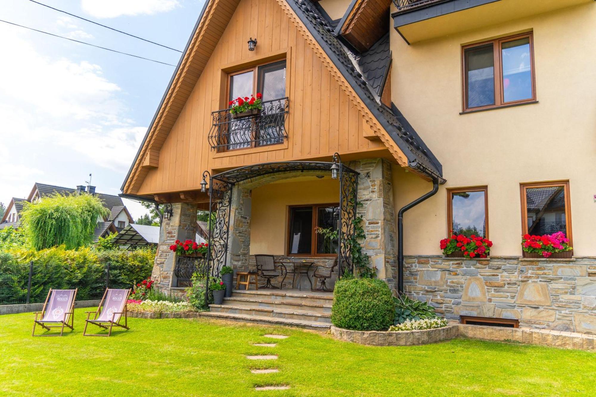 ビャウカ Dw Bogun Bed & Breakfast エクステリア 写真