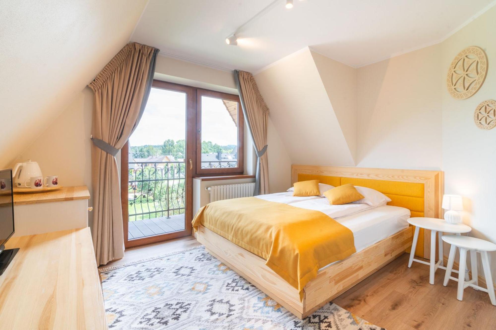 ビャウカ Dw Bogun Bed & Breakfast エクステリア 写真